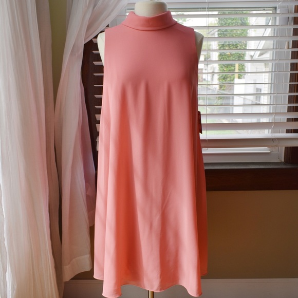 Vince Camuto Dresses & Skirts - NWT VINCE CAMUTO MOCK NECK DRESS